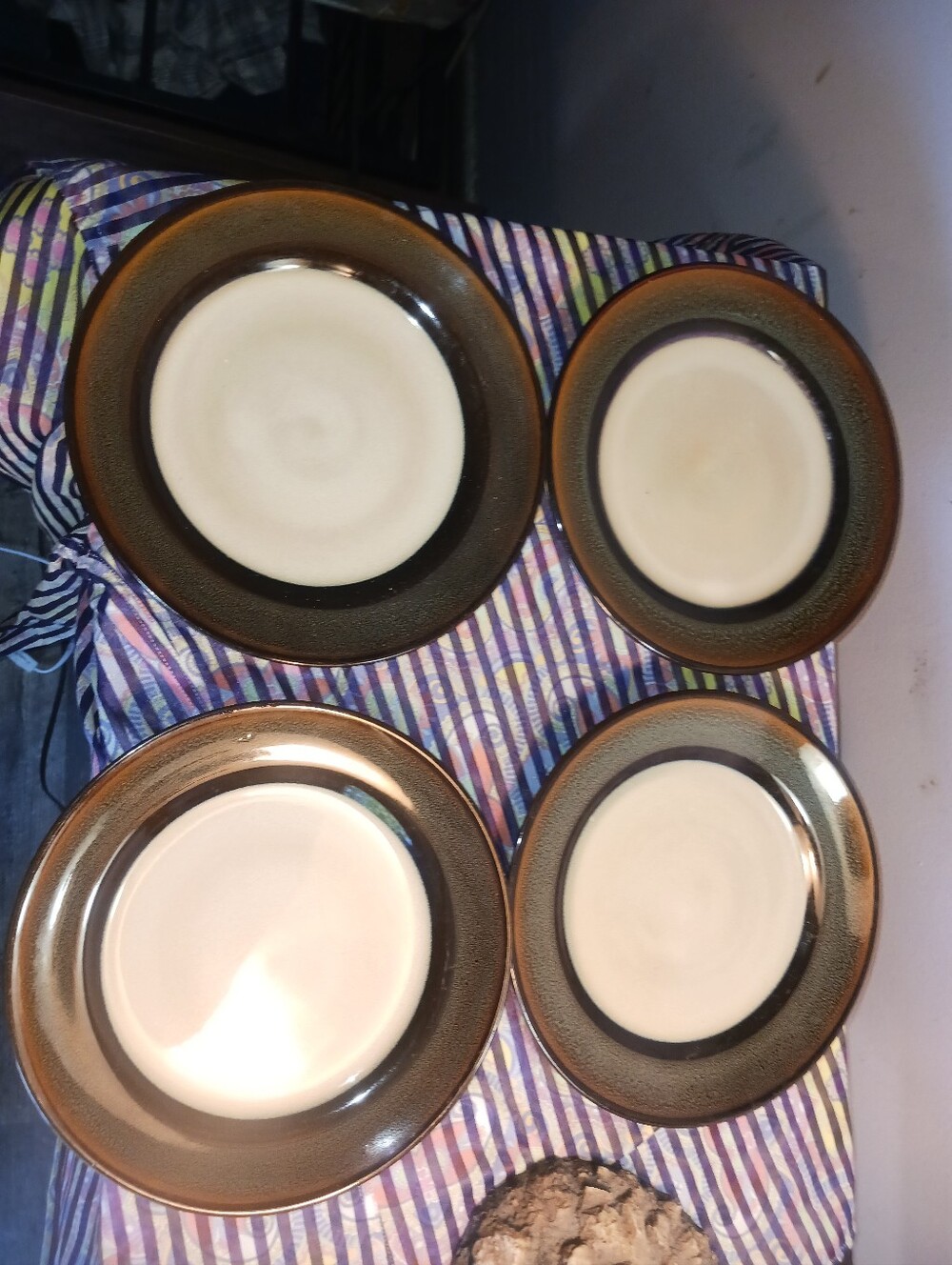 Home Trends Rave Stripe Salad Bowls 8 5/8" Lot of 4